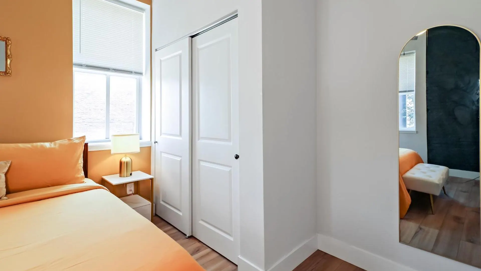 Apartment Spacious 8Br-4Ba Group Hq Patio&Games Soulard Saint Louis United States
